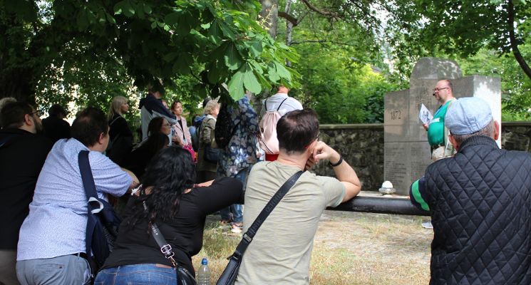 Plakat Miejsca, ludzie, wydarzenia. Upamiętnienia w przestrzeni miasta - Spacer z przewodnikiem