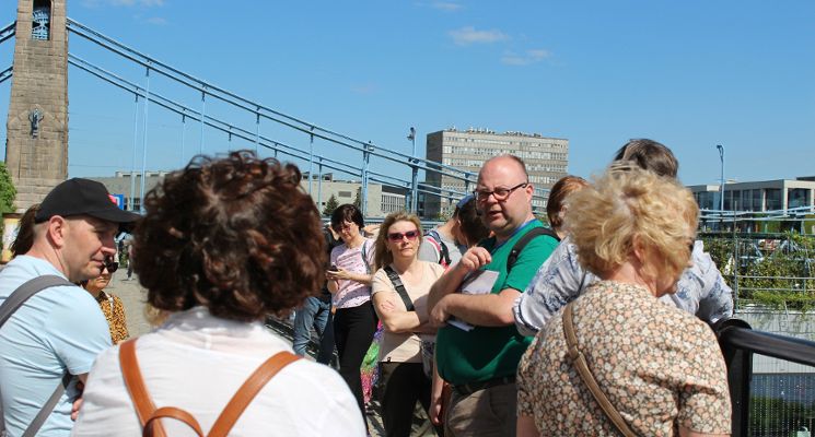 Plakat Szlakiem Odry i Oławy - (Nie)oczywisty spacer z przewodnikiem