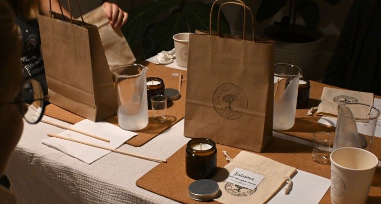 Plakat Zrób Świece do Masażu - warsztaty, naturalne składniki i poczęstunek