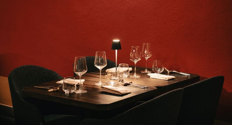 Plakat Walentynki w restauracji Gustaw - romantyczna kolacja degustacyjna z winem