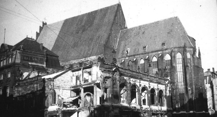 Plakat Zapisane w murach i pamięci: Spacer śladami albumu z lat 1945-1946