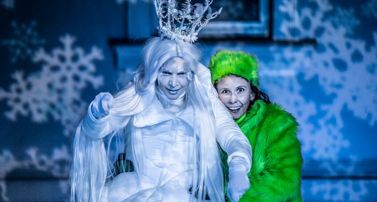 Plakat „Królowa. Baśń podwórkowa” reż. Artur Borkowski