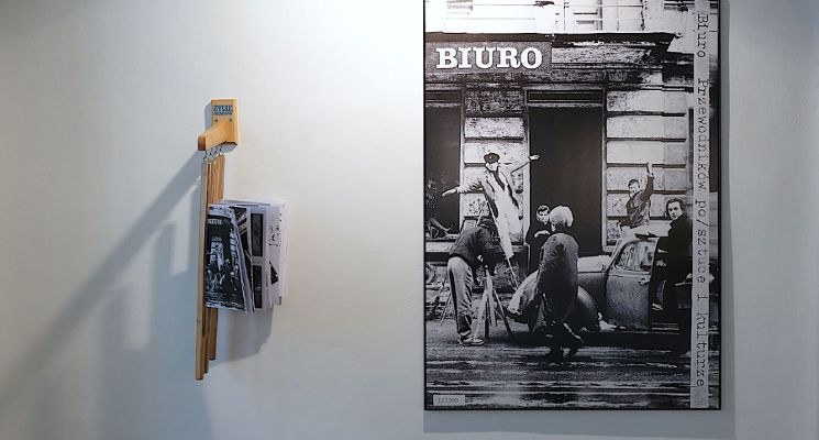 Plakat Andrzej Paruzel Biuro Przewodników po/Sztuce i Kulturze i inne działania