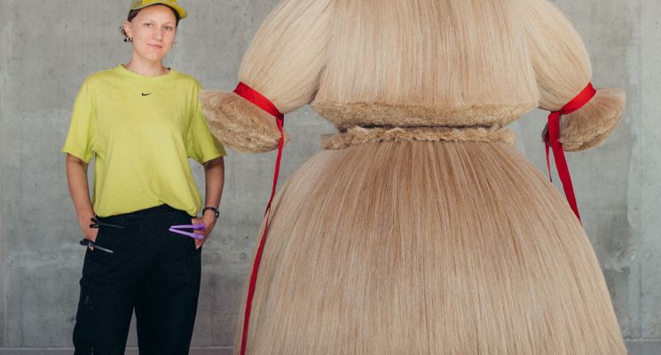 Plakat Noc Muzeów 2026 | Muzeum Etnograficzne | „Ala Savashevich. Twoje ciało to pole pracy” – wernisaż