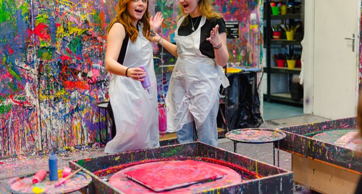 Plakat Weekend w Pigcasso - Creative Paint House
