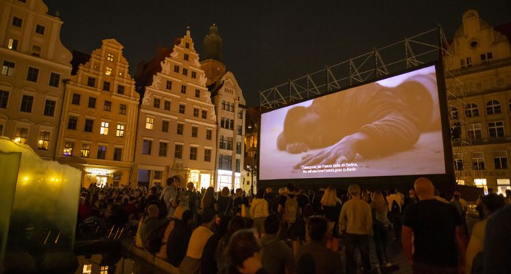 Plakat Kino plenerowe MFF Tauron Nowe Horyzonty