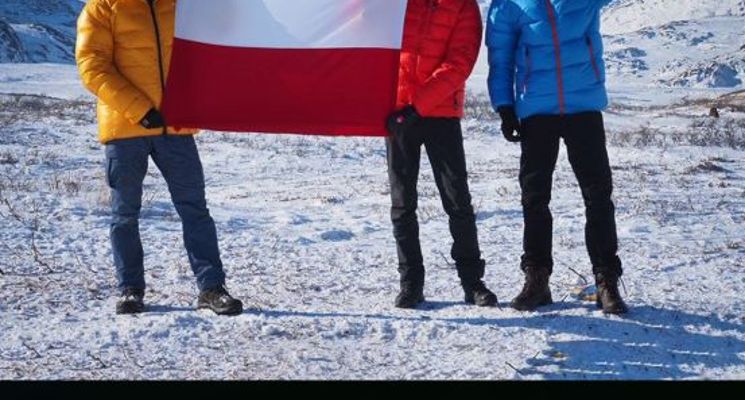 Plakat ARCTIC CIRCE TRAIL Wyprawa Braci Głuchów na Grenlandię