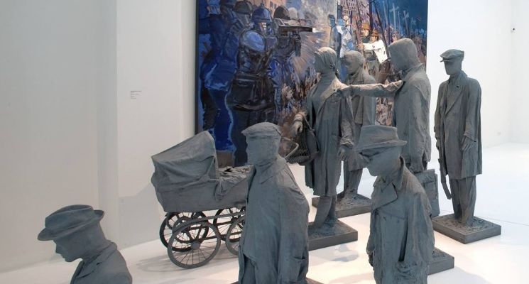 Plakat Face to face with art: Social issues and Wrocław’s dwarves. Language workshops [EN]
