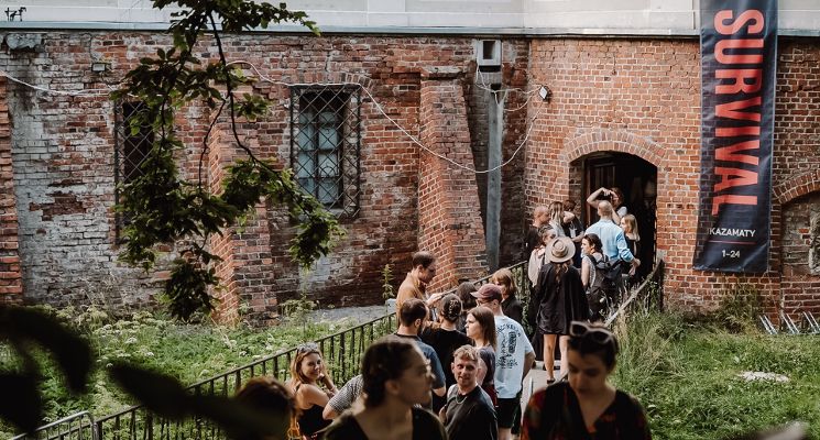 Plakat 24. Przegląd Sztuki SURVIVAL