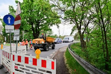 Zamknięta ulica Gazowa na Brochowie. Początek remontu wiaduktów (zdjęcie z sobotniego popołudnia 9 maja)