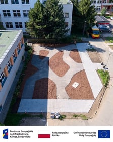 Mniej betonu, więcej zieleni. „Budujemy klimat!” we wrocławskich szkołach