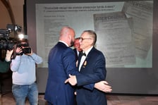 Uroczystość nadania odznak "Wrocław z wdzięcznością ? Wratislawia Grato Animo" działaczom Studenckiego Komitetu Solidarności we Wrocławiu