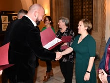 Przewodniczący Rad Osiedli otrzymali dzisiaj (28 grudnia) od prezydenta Wrocławia Jacka Sutryka wyróżnienia za działania na rzecz mieszkańców Wrocławia oraz zaangażowanie w rozwój miasta