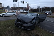 Zderzenie samochodów na pl. Społecznym