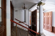 Zabytkowa kamienica, którą Teatr Muzyczny Capitol wystawił na sprzedaż