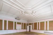 Zabytkowa kamienica, którą Teatr Muzyczny Capitol wystawił na sprzedaż