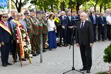 4 lipca pod pomnikiem Pomordowanych Profesorów Lwowskich