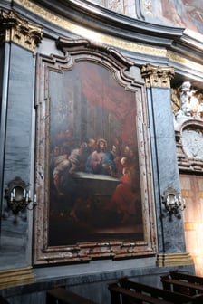 Kaplica elektorska przy katedrze na Ostrowie Tumskim. Jeszcze jeden element wnętrza nawiązujący do głównego wątku tematycznego i zarazem wezwania kaplicy ? Najświętszego Sakramentu. Ostatnia Wieczerza autorstwa Johanna Franza de Backera ? przybysza z dalekiej Antwerpii