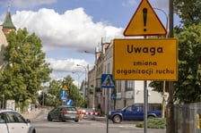 Przebudowa ulicy Dolnobrzeskiej na osiedlu Leśnica, sierpień 2023