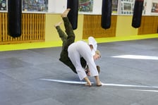 <p class="MsoNormal"><span style="mso-fareast-language: PL;">Trening judo prowadzili&nbsp;kpr. Agata Ozdoba-Błach i&nbsp;st. szer. Damian Szwarnowiecki</span></p>