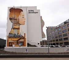 Mural "Wrocławianka" przy ul. Słonimskiego