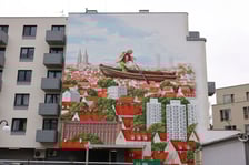 Mural "Płynąc przez miasto" przy ul. Gdańskiej