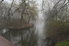 Wrocław osnuty poranną mgłą.