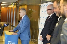 Uroczysta inauguracja połączenia lotniczego pomiędzy Wrocławiem a Helsinkami