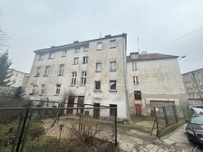 <p>Kamienica przeznaczona do remontu w Projekcie Ptasia (program poWROty kamienic). Ptasia 27</p>