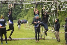 <p>Uczestnicy Survival Race Wrocław 2025</p>