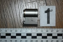 <p>Zdjęcia wykonane przez technik&oacute;w kryminalistycznych, dokumentujące włamania</p>