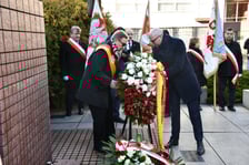 <p>Wieniec od prezydenta i Rady Miejskiej Wrocławia</p>