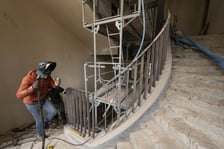 Remont budynku farmacji  na rogu ulic Szewskiej i Grodzkiej