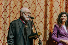 <p>Uroczyste wręczenie Krzysztofowi Gosztyle Złotego Medalu &bdquo;Zasłużony Kulturze Gloria Artis"</p>