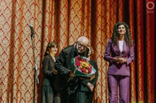 <p>Uroczyste wręczenie Krzysztofowi Gosztyle Złotego Medalu &bdquo;Zasłużony Kulturze Gloria Artis"</p>