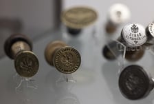 <p>Zobaczcie, zbiory jedynego w Polsce Muzeum Poczty i Telekomunikacji we Wrocławiu</p>