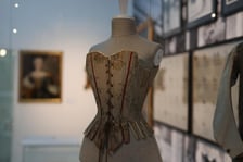 <p>Niezwykła wystawa &bdquo;Szaleństwo rokoka!&rdquo; w Pawilonie Czterech Kopuł, oddziale Muzeum Narodowego&nbsp;</p>