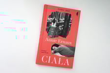 <p>Annie Ernaux, Ciała, przekład Jolanta Kozak, Wydawnictwo Czarne&nbsp;</p>