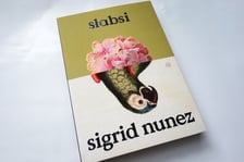 <p>Sigrid Nunez, Słabsi, tłumaczenie Dobromiła Jankowska, Wydawnictwo Pauza</p>