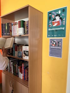 <p>Punkt bookcrossingowy w DPS przy ul. Mącznej</p>