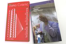 <p class="MsoNormal">Darko Cvijetić, &bdquo;Winda Schindlera&rdquo; (oficyna Noir sur Blanc), przekład Dorota Jovanka Ćirlić oraz Taina Tervonen &bdquo;Grabarki. Długi cień wojny w Bośni&rdquo; (Wydawnictwo Czarne) w tłumaczeniu Katarzyny Marczewskiej</p>