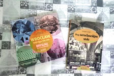 <p>Michał Karczmarek,&nbsp;&bdquo;Wrocław, kt&oacute;rego nie ma&rdquo;, Grzegorz Sobel,&nbsp;&bdquo;Przy wrocławskim stole&rdquo;, Wydawnictwo Księży Młyn</p>