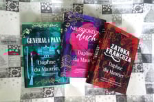 <p>Daphne du Maurier, &bdquo;Generał i Panna&rdquo;, przekład Anna Bańkowska, &bdquo;Niespokojny duch&rdquo;, przekład Jacek Żuławnik, &bdquo;Zatoka Francuza&rdquo; przekład Magdalena Słysz, Wydawnictwo Albatros</p>
<p class="MsoNormal">&nbsp;</p>
<p class="MsoNormal">&nbsp;</p>
<p class="MsoNormal">&nbsp;</p>