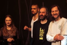 <p>Aktorzy &ndash; z lewej Karolina Klich, Dawid Suliba, kompozytor Paweł romańczuk oraz Sambor Dudziński</p>