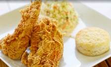 Menu ?Popeyes?: zestawy. Takie specjały ?Popeyes? już wkrótce będą we Wrocławiu
