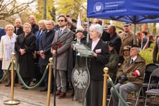 Uroczystości pod Pomnikiem Ofiar Zbrodni Katyńskiej we Wrocławiu
