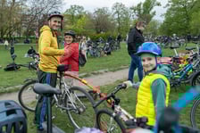 "Rowerowa mobilizacja" - przejazd z Parku Kasprowicza do Parku Tołpy