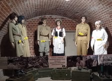 Społeczne Muzeum Militarne we Wrocławiu startuje z nowym sezonem 2026. Na zdjęciach ekspozycje Muzeum