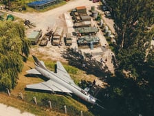 Społeczne Muzeum Militarne we Wrocławiu startuje z nowym sezonem 2026. Na zdjęciach ekspozycje Muzeum