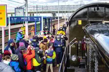 Jeden z wrocławskich retro pociągów